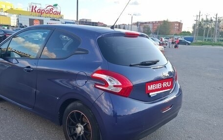 Peugeot 208 II, 2013 год, 520 000 рублей, 4 фотография