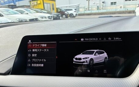 BMW 1 серия, 2022 год, 1 878 000 рублей, 11 фотография