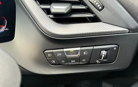 BMW 1 серия, 2022 год, 1 878 000 рублей, 21 фотография