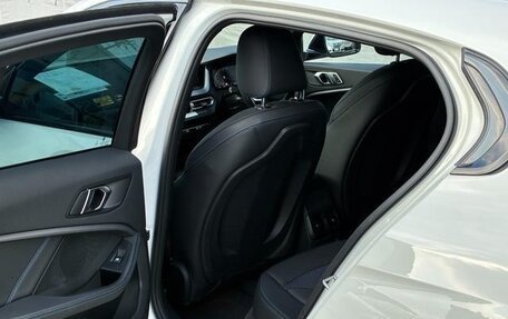 BMW 1 серия, 2022 год, 1 878 000 рублей, 24 фотография