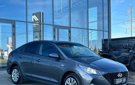 Hyundai Solaris II рестайлинг, 2021 год, 1 390 000 рублей, 3 фотография