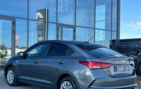 Hyundai Solaris II рестайлинг, 2021 год, 1 390 000 рублей, 4 фотография