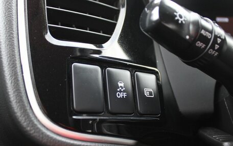 Mitsubishi Outlander III рестайлинг 3, 2021 год, 2 959 000 рублей, 11 фотография
