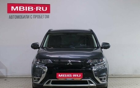 Mitsubishi Outlander III рестайлинг 3, 2021 год, 2 959 000 рублей, 5 фотография