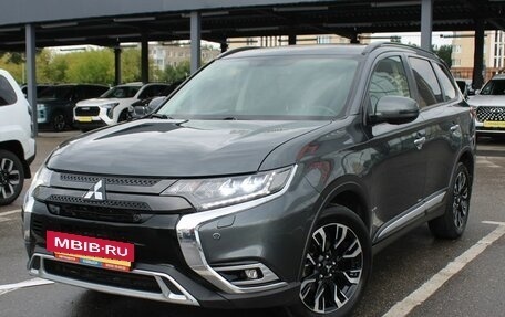 Mitsubishi Outlander III рестайлинг 3, 2021 год, 2 959 000 рублей, 35 фотография