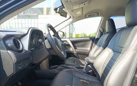 Toyota RAV4, 2016 год, 1 658 000 рублей, 20 фотография