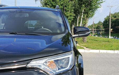 Toyota RAV4, 2016 год, 1 658 000 рублей, 21 фотография