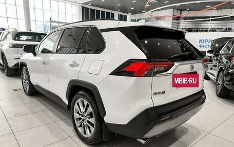 Toyota RAV4, 2021 год, 3 099 000 рублей, 8 фотография