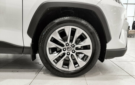 Toyota RAV4, 2021 год, 3 099 000 рублей, 22 фотография