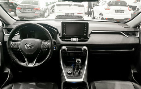 Toyota RAV4, 2021 год, 3 099 000 рублей, 17 фотография
