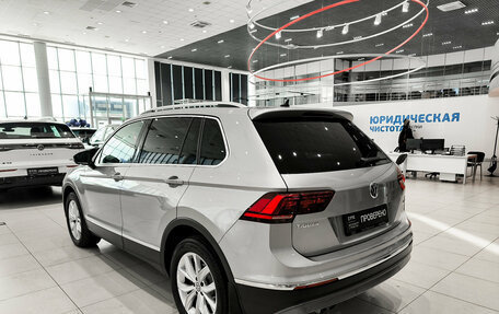 Volkswagen Tiguan II, 2018 год, 2 830 000 рублей, 7 фотография