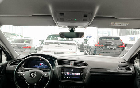 Volkswagen Tiguan II, 2018 год, 2 830 000 рублей, 14 фотография