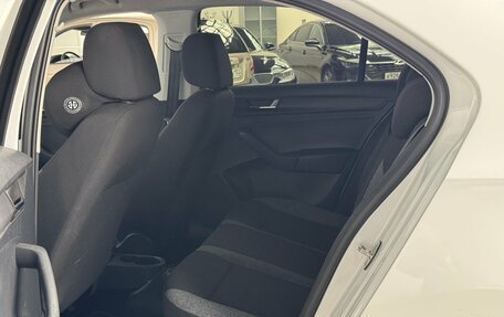 Skoda Rapid II, 2021 год, 999 000 рублей, 6 фотография
