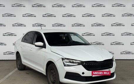 Skoda Rapid II, 2021 год, 999 000 рублей, 2 фотография