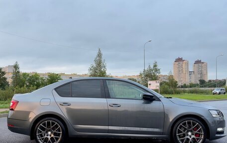Skoda Octavia, 2017 год, 1 695 000 рублей, 8 фотография