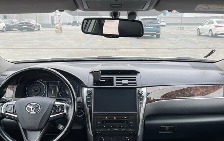 Toyota Camry, 2018 год, 2 350 000 рублей, 7 фотография