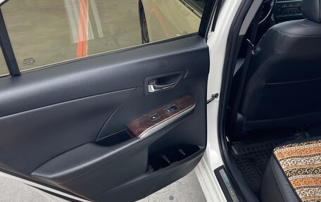 Toyota Camry, 2018 год, 2 350 000 рублей, 11 фотография