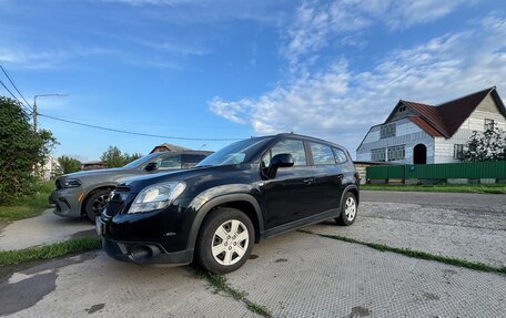 Chevrolet Orlando I, 2012 год, 910 000 рублей, 3 фотография