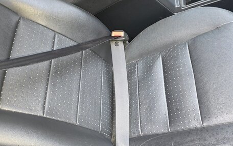 Land Rover Discovery III, 2008 год, 1 200 000 рублей, 13 фотография