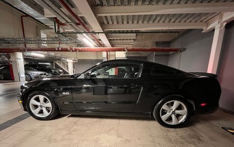 Ford Mustang VI рестайлинг, 2013 год, 2 600 000 рублей, 4 фотография