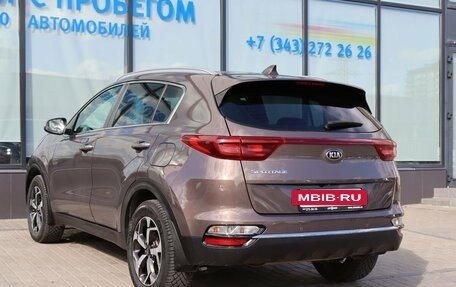 KIA Sportage IV рестайлинг, 2021 год, 2 490 000 рублей, 3 фотография