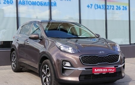 KIA Sportage IV рестайлинг, 2021 год, 2 490 000 рублей, 7 фотография