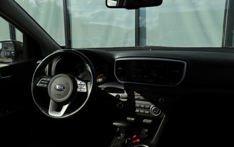 KIA Sportage IV рестайлинг, 2021 год, 2 490 000 рублей, 21 фотография