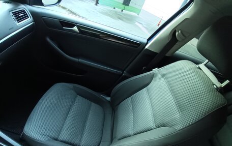 Volkswagen Jetta VI, 2017 год, 1 100 000 рублей, 15 фотография