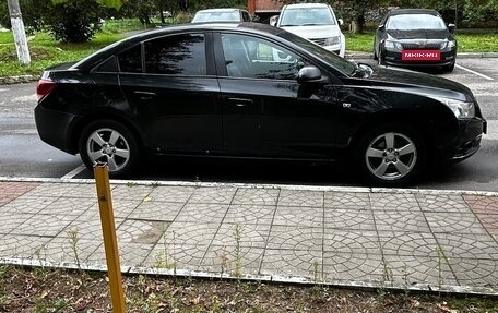 Chevrolet Cruze II, 2010 год, 580 000 рублей, 7 фотография