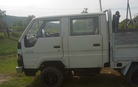 Toyota HiAce H100, 1990 год, 700 000 рублей, 5 фотография