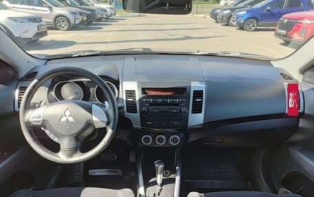 Mitsubishi Outlander III рестайлинг 3, 2008 год, 825 000 рублей, 17 фотография