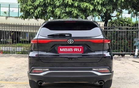 Toyota Harrier, 2022 год, 3 868 657 рублей, 6 фотография