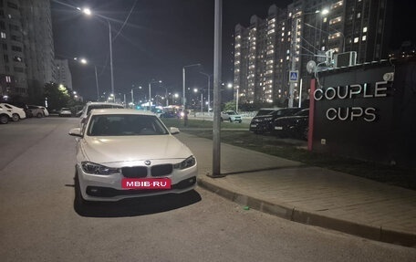 BMW 3 серия, 2018 год, 2 000 000 рублей, 14 фотография
