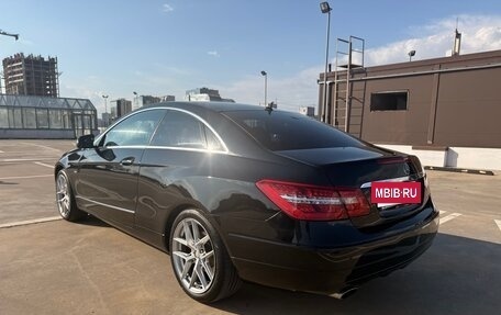 Mercedes-Benz E-Класс, 2012 год, 1 129 000 рублей, 2 фотография