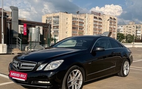 Mercedes-Benz E-Класс, 2012 год, 1 129 000 рублей, 5 фотография