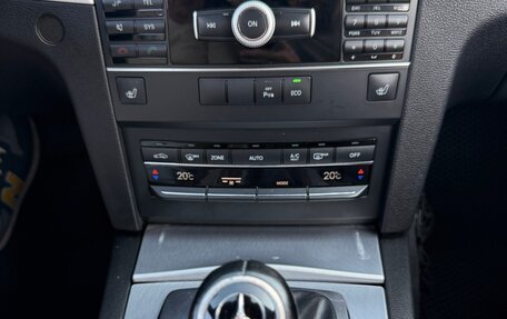 Mercedes-Benz E-Класс, 2012 год, 1 129 000 рублей, 22 фотография