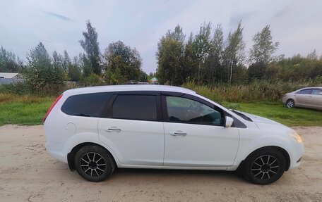 Ford Focus II рестайлинг, 2010 год, 700 000 рублей, 3 фотография