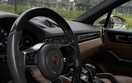 Porsche Cayenne III, 2019 год, 5 800 000 рублей, 3 фотография