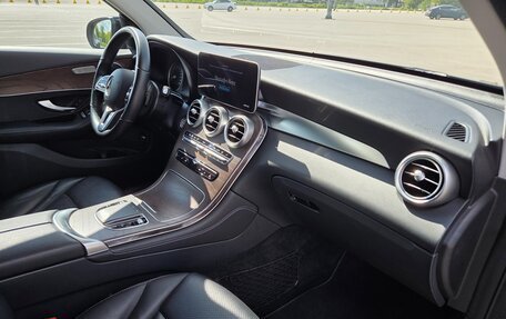 Mercedes-Benz GLC, 2019 год, 3 500 000 рублей, 26 фотография