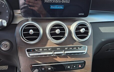 Mercedes-Benz GLC, 2019 год, 3 500 000 рублей, 28 фотография