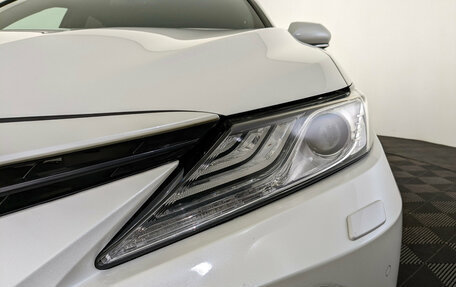 Toyota Camry, 2021 год, 3 100 000 рублей, 11 фотография