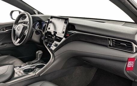 Toyota Camry, 2021 год, 3 100 000 рублей, 13 фотография