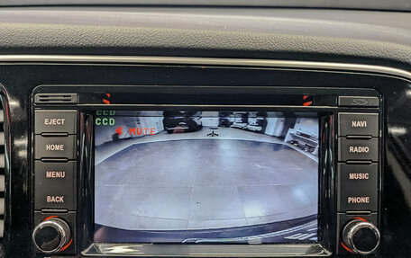 Mitsubishi Outlander III рестайлинг 3, 2013 год, 1 700 000 рублей, 24 фотография