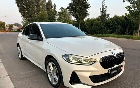 BMW 1 серия, 2023 год, 1 542 000 рублей, 3 фотография