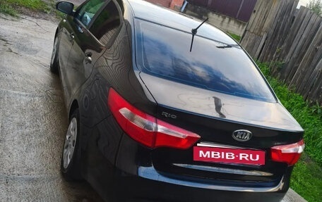 KIA Rio III рестайлинг, 2014 год, 840 000 рублей, 4 фотография
