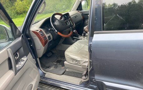 Mitsubishi Pajero III рестайлинг, 2006 год, 850 000 рублей, 13 фотография