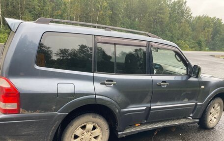 Mitsubishi Pajero III рестайлинг, 2006 год, 850 000 рублей, 17 фотография
