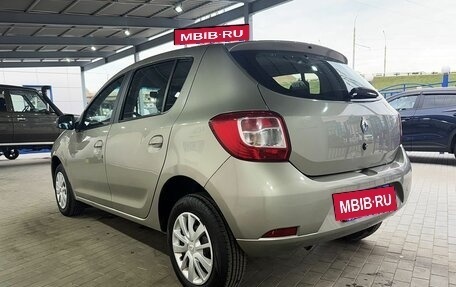 Renault Sandero II рестайлинг, 2019 год, 899 000 рублей, 3 фотография