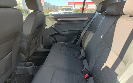 Skoda Rapid I, 2018 год, 1 215 000 рублей, 15 фотография