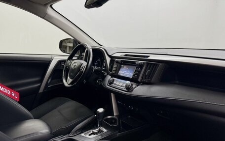 Toyota RAV4, 2016 год, 2 780 000 рублей, 11 фотография